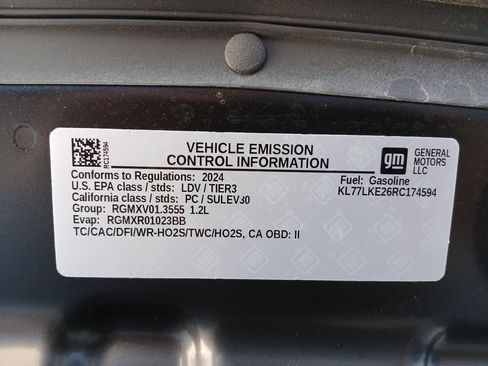 Used 2024 Chevrolet Trax ACTIV w/ Driver Confidence Package image 35