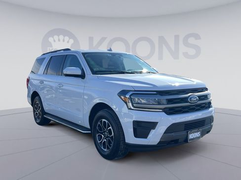 Used 2023 Ford Expedition XLT image 10