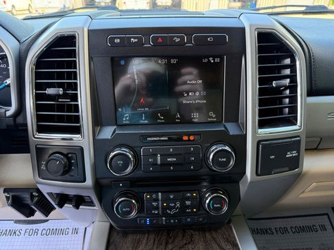 Used 2018 Ford F250 Lariat w/ Lariat Value Package AWD/4WD image 15