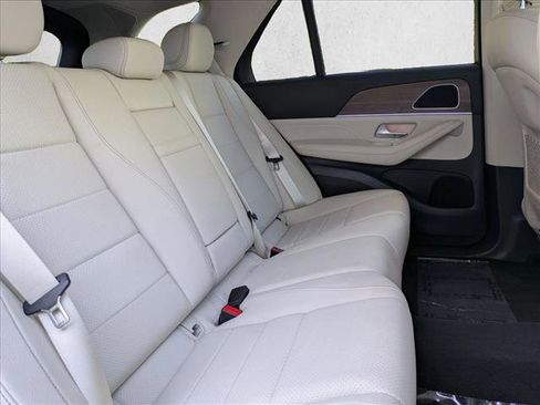 Certified 2025 Mercedes-Benz GLE 350 4MATIC image 23