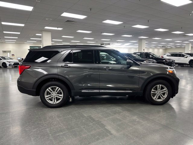 Used 2020 Ford Explorer XLT AWD/4WD image 8
