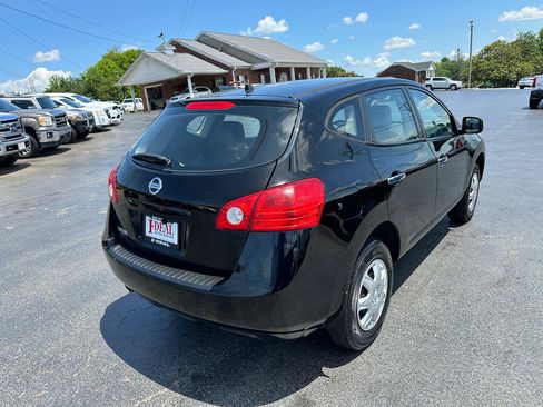 Used 2010 Nissan Rogue S FWD image 4