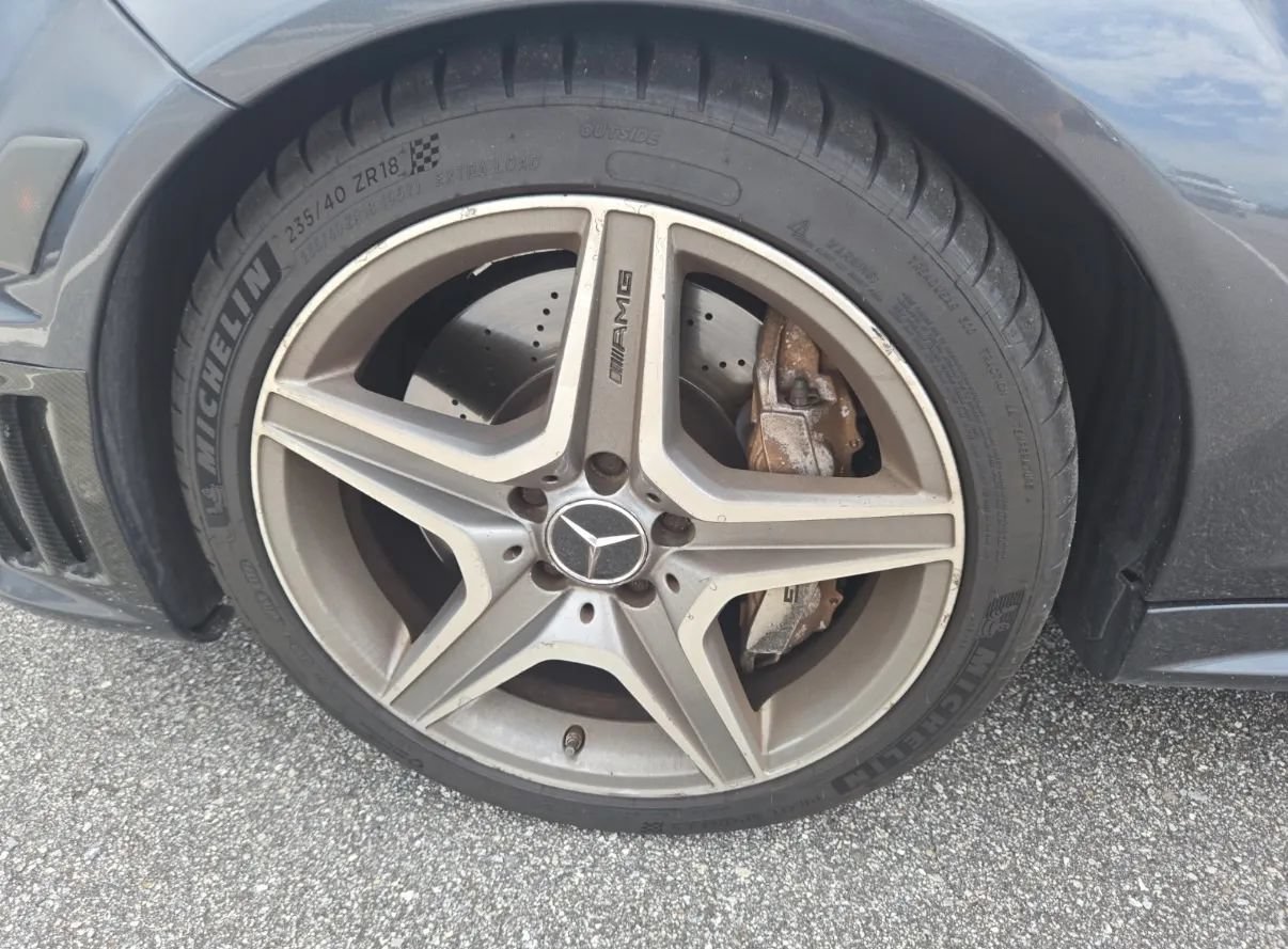 Used 2009 Mercedes-Benz C 63 AMG Sedan image 2