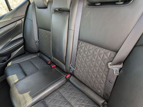 Used 2018 Nissan Maxima Platinum image 25