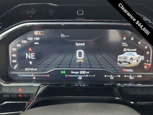 Used 2025 GMC Sierra 1500 SLT image 41