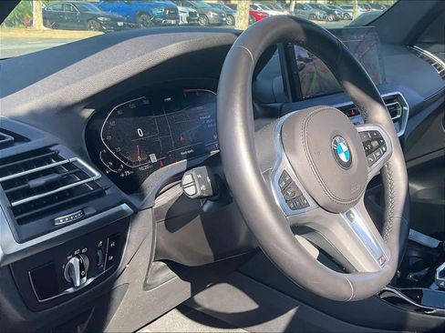 Used 2024 BMW X3 xDrive30i w/ Premium Package image 16