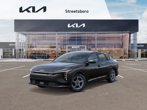 Used 2025 Kia K4 FWD image 1