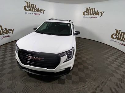 Used 2023 GMC Terrain SLE w/ Driver Convenience Package