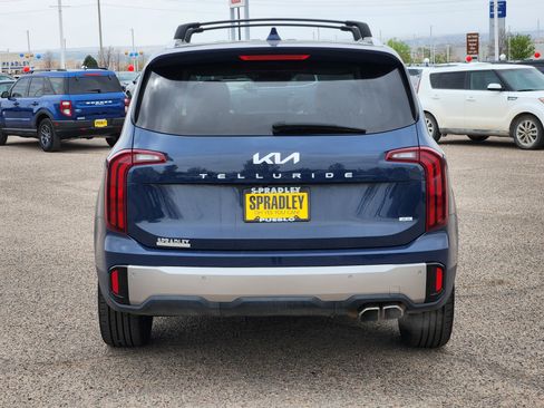 Used 2025 Kia Telluride S AWD/4WD image 4