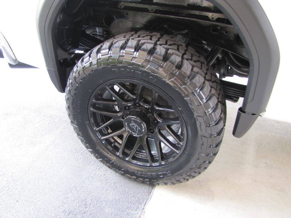 Used 2021 GMC Sierra 2500 4x4 Crew Cab w/ Convenience Package image 26