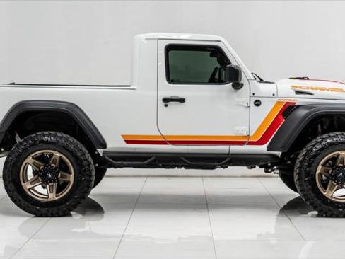Used 2026 Jeep Wrangler Unlimited Sport AWD/4WD image 7