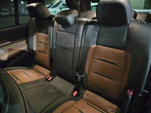 Used 2025 Mercedes-Benz GLS 63 AMG 4MATIC image 16