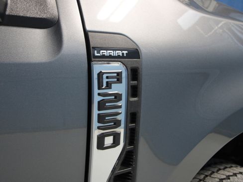 New 2026 Ford F250 Lariat w/ Lariat Premium Package image 31