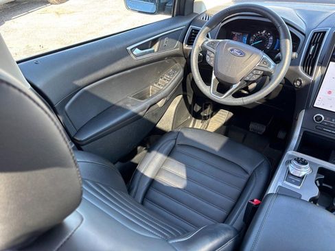 Used 2024 Ford Edge SEL w/ Convenience Package image 13