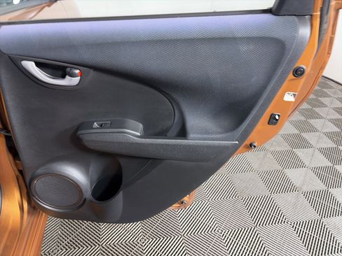 Used 2009 Honda Fit Sport image 36