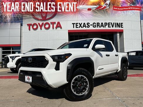 Used 2025 Toyota Tacoma TRD Off-Road image 1