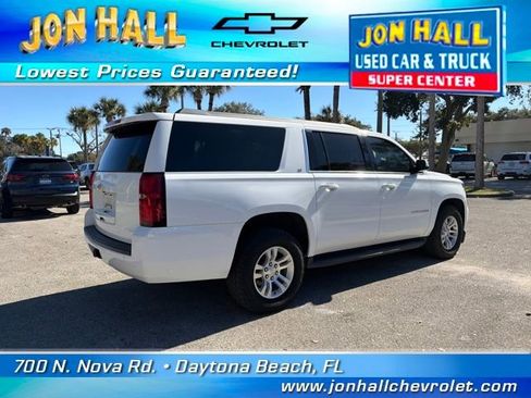Used 2018 Chevrolet Suburban LT image 14