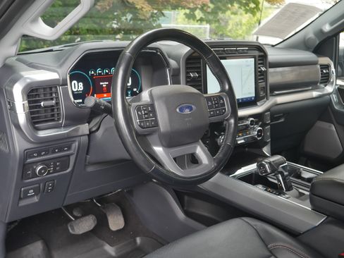 Certified 2022 Ford F150 Lariat w/ Equipment Group 502A High AWD/4WD image 4