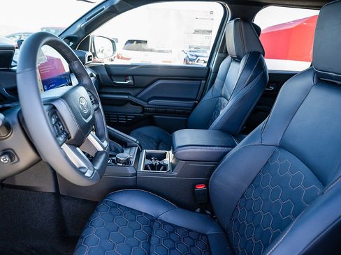 New 2025 Toyota 4Runner 4WD image 19