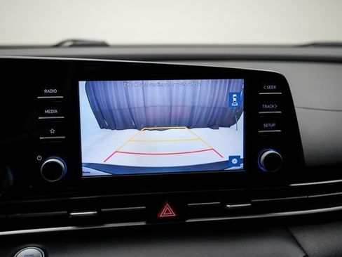 Used 2022 Hyundai Elantra SEL w/ Convenience + Premium Package image 29