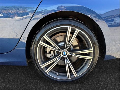 Used 2023 BMW 330i Sedan w/ Premium Package RWD image 16