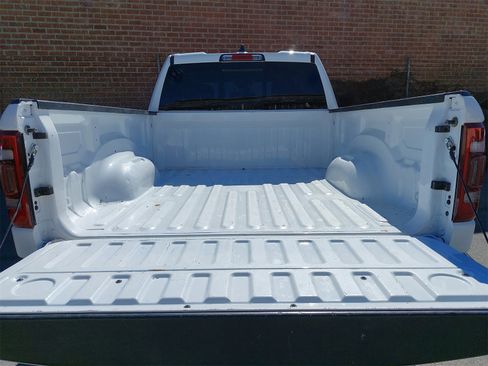 Used 2020 RAM 1500 Laramie image 12