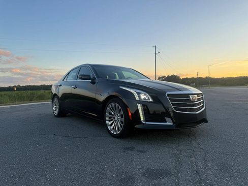 Used 2016 Cadillac CTS Luxury RWD image 2