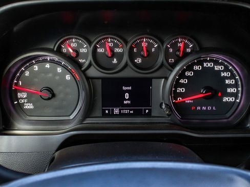 Used 2024 Chevrolet Silverado 1500 Custom image 16