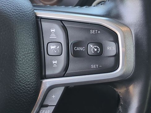 Used 2022 RAM 1500 Laramie AWD/4WD image 13