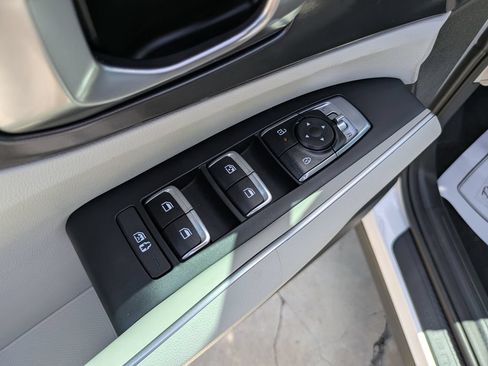 Certified 2026 Kia Sorento S FWD image 20