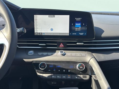 New 2026 Hyundai Elantra Limited FWD image 11