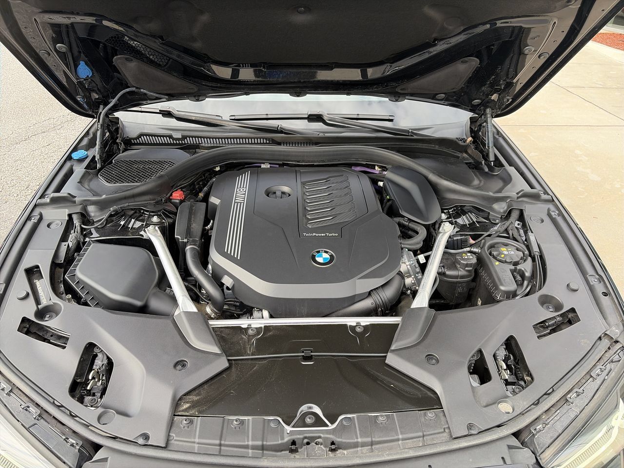 Used 2023 BMW 540i w/ M Sport Package RWD image 39