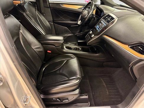 Used 2015 Lincoln MKC FWD w/ Equipment Group 101A Select image 21