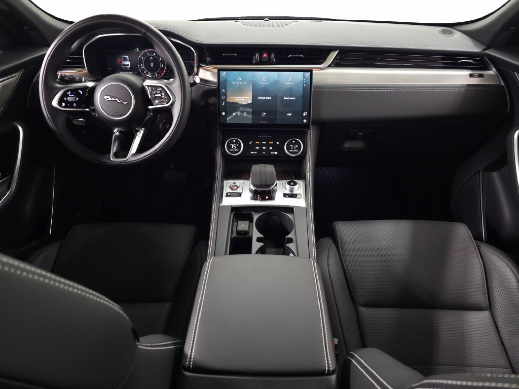 Used 2025 Jaguar F-PACE R-Dynamic S AWD/4WD image 14