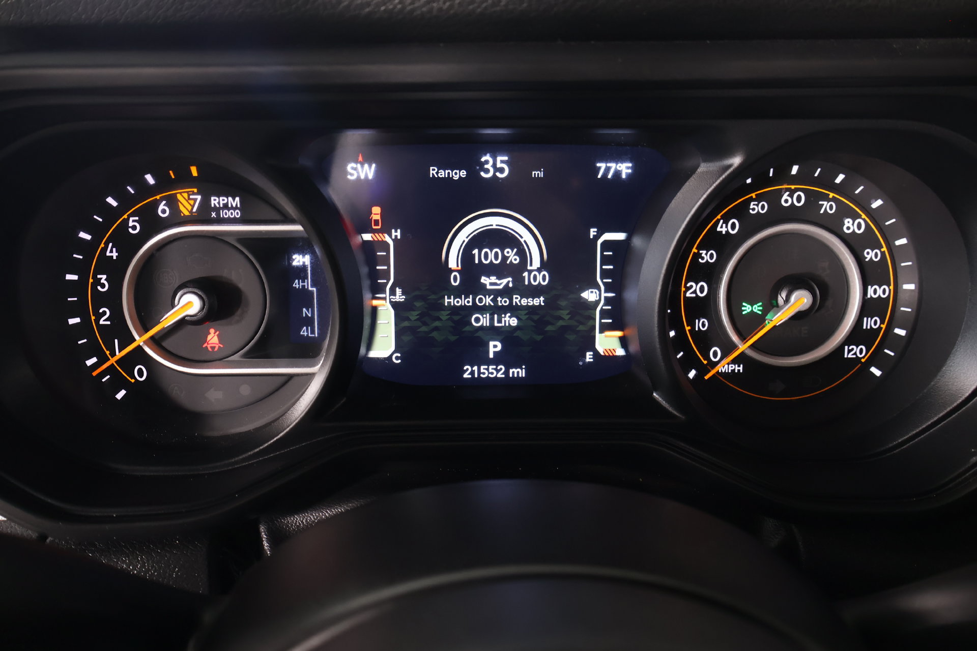 Used 2024 Jeep Gladiator Sport AWD/4WD image 4