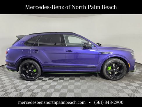 Used 2025 Bentley Bentayga image 7