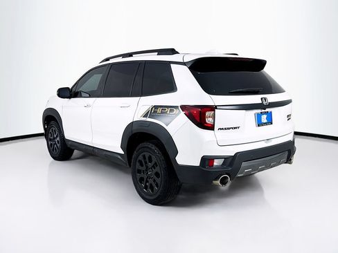 Used 2023 Honda Passport TrailSport image 5