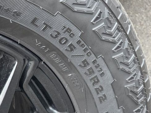 Used 2025 GMC Hummer EV 2X image 16