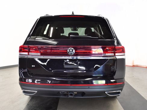 Used 2025 Volkswagen Atlas SE FWD image 6