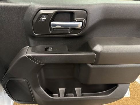 Used 2020 GMC Sierra 2500 4x4 Crew Cab w/ Convenience Package image 25