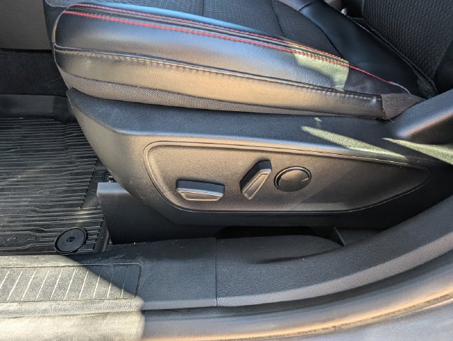 Used 2023 Ford Escape ST-Line w/ Tech Pack #1 AWD/4WD image 35