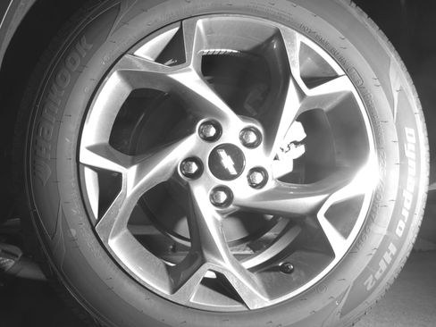Used 2025 Chevrolet Trax LT w/ LT Convenience Package FWD image 14