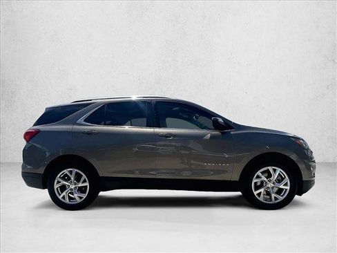 Used 2019 Chevrolet Equinox LT FWD image 5