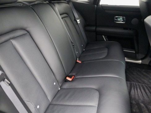 Used 2024 Rolls-Royce Ghost image 23