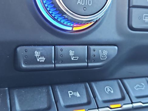 Used 2021 GMC Sierra 1500 SLT image 24