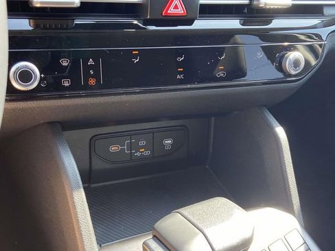 New 2026 Kia Sportage LX FWD image 19