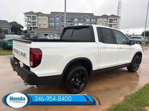 New 2026 Honda Ridgeline Black Edition image 6