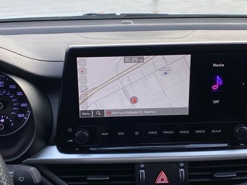 Used 2024 Kia Forte GT image 10