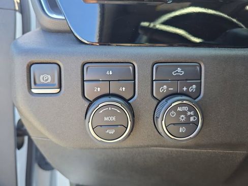 Certified 2025 Chevrolet Silverado 2500 LT w/ Convenience Package AWD/4WD image 21