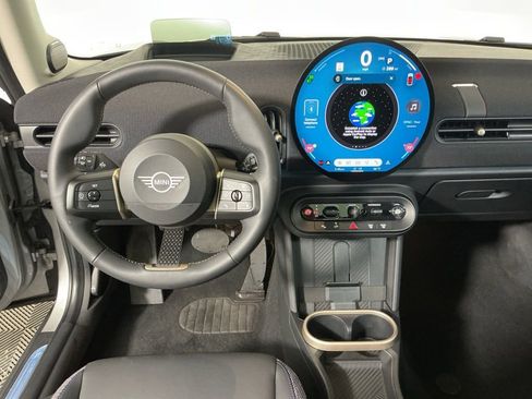 Certified 2025 MINI Cooper S image 10